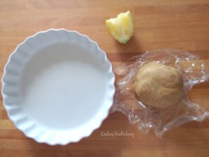 crostata pesche e amaretti teglia