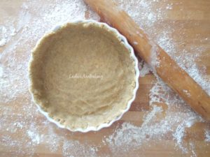 crostata pesche e amaretti base